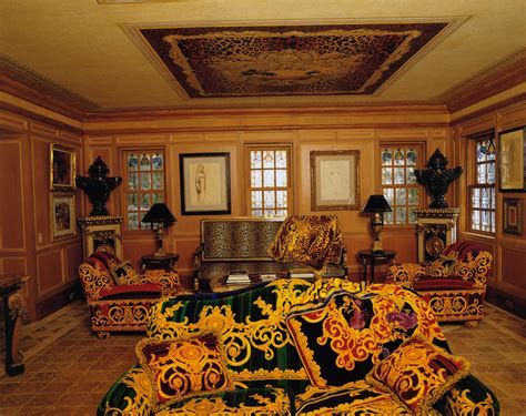 Gianni Versace's Casa Casuarina Photographs From Vogue